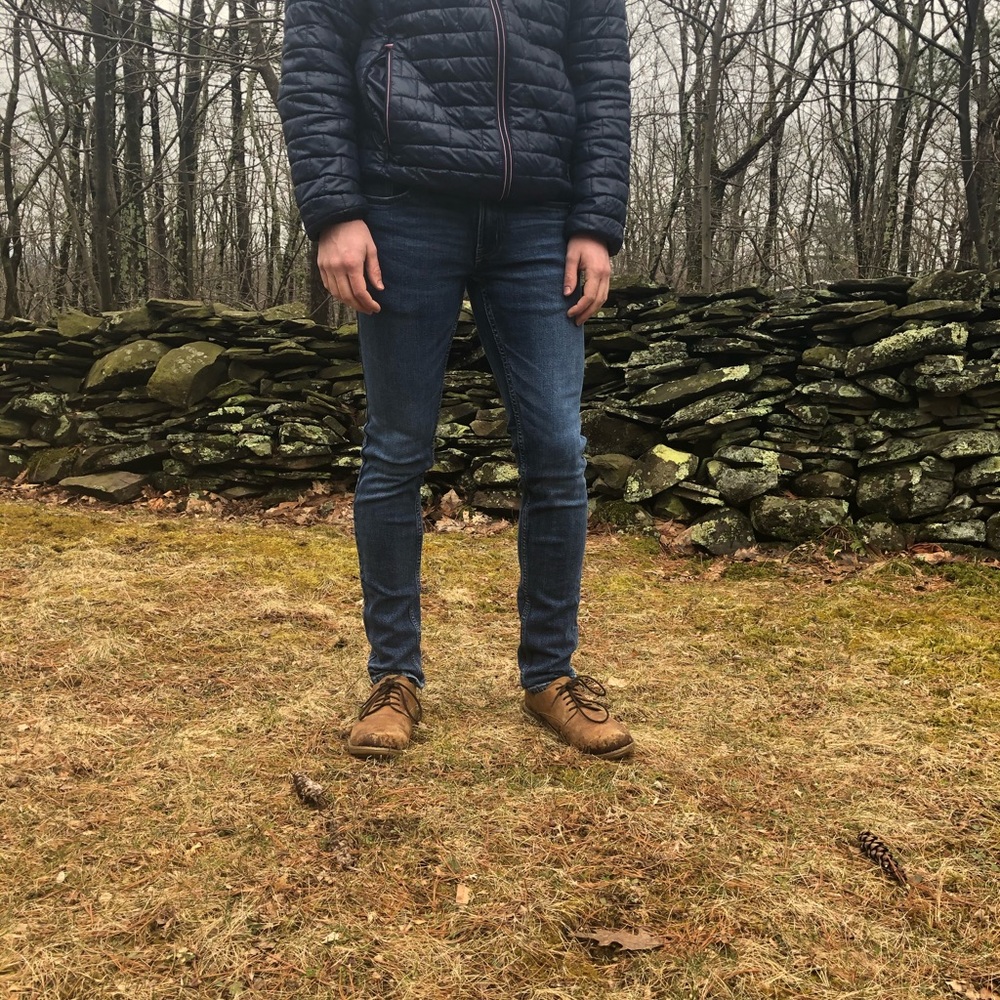 Men’s Old navy skinny adjust jeans.